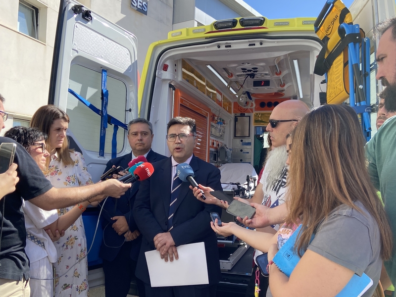 Comienza a funcionar la nueva ambulancia de Soporte Vital Básico (SVB) de Fregenal de la Sierra