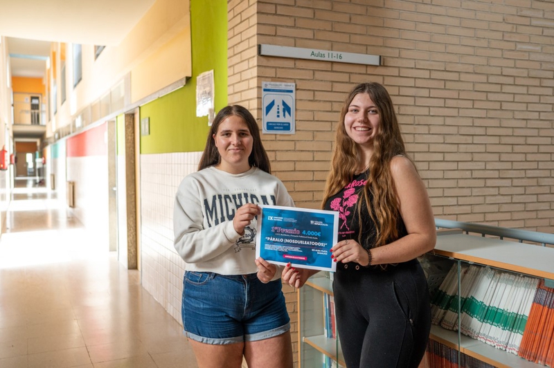 Alumnos y alumnas del IES Alba Plata de Fuente de Cantos premiados por sus trabajos contra la violencia de género