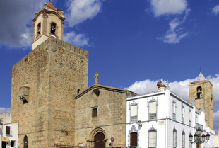 Fregenal de la Sierra recibe la visita de la Organización de Pueblos Mágicos de España