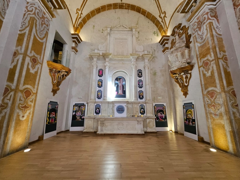 SanToys revive la espiritualidad de la antigua iglesia de los Jesuitas de Fregenal de la Sierra